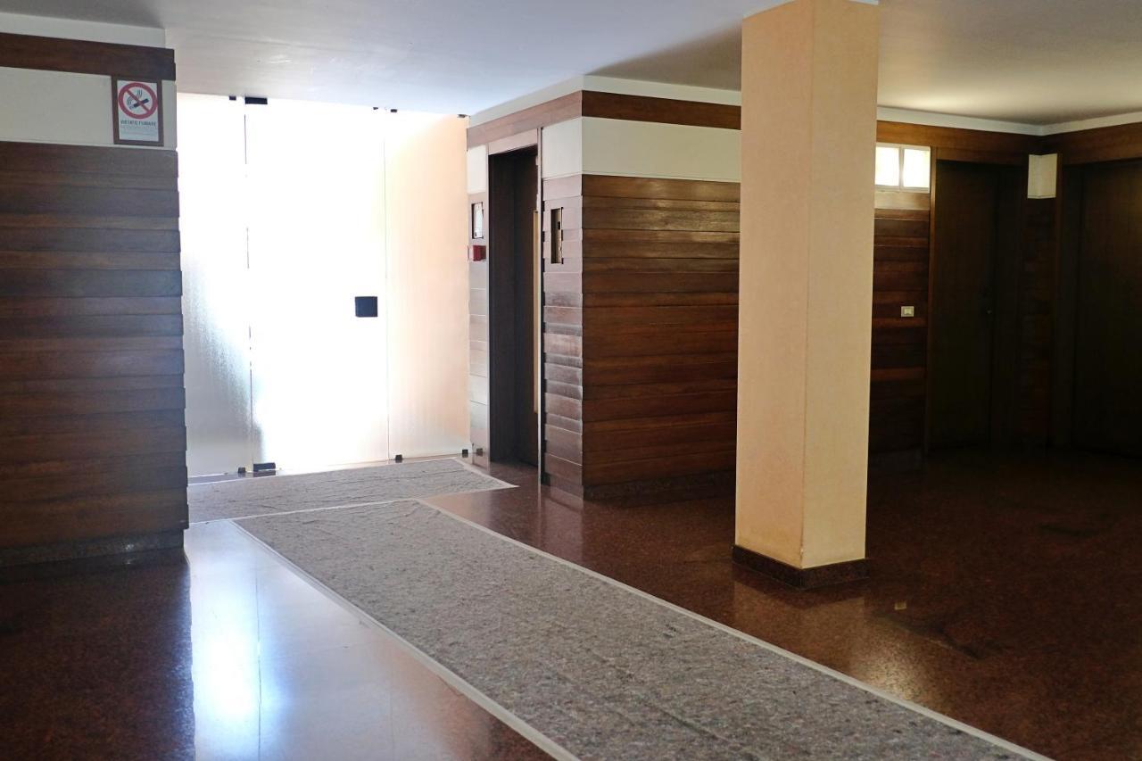 Best Way Rent - Elegante Loft Con Terrazzo Milaan Buitenkant foto